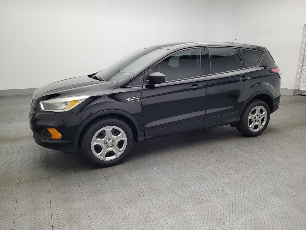 2017 Ford Escape in Ocala, FL 34471 - 18142619 2