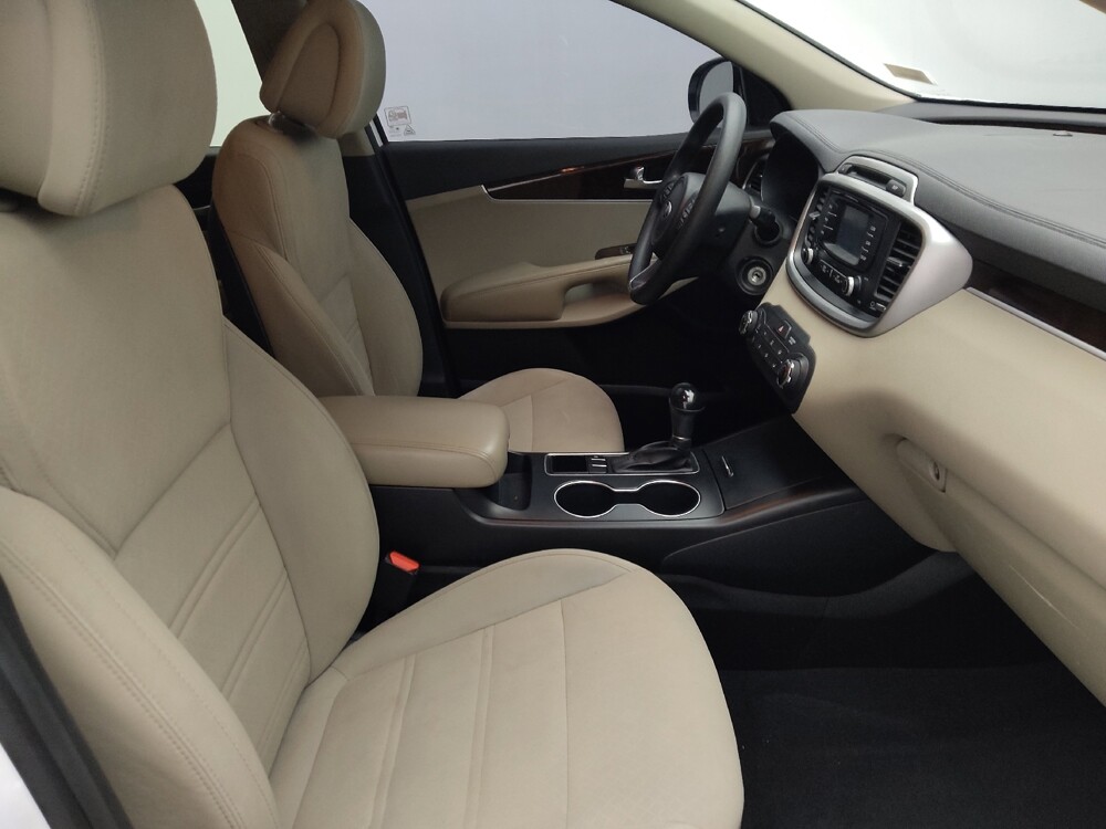 2016 Kia Sorento in Jacksonville, FL 32210 - 18142631 21