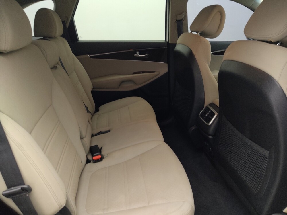 2016 Kia Sorento in Jacksonville, FL 32210 - 18142631 19