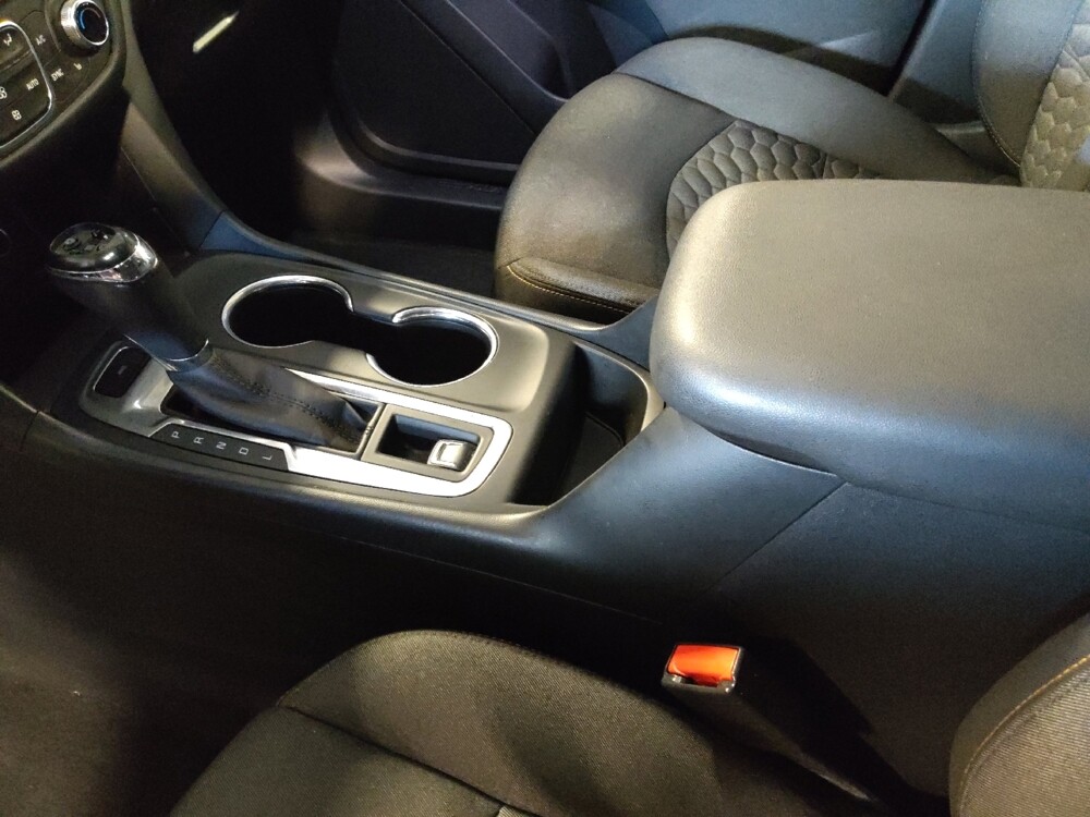 2019 Chevrolet Equinox in Savannah, GA 31419 - 18142633 26