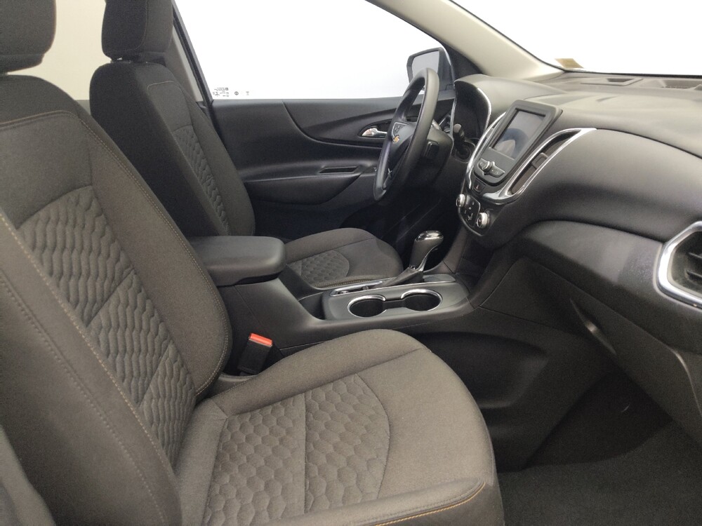 2020 Chevrolet Equinox in Savannah, GA 31419 - 18142638 21