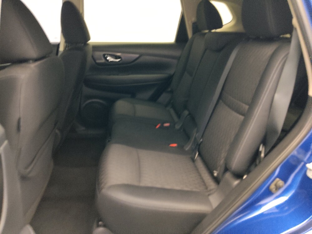 2017 Nissan Rogue in Mobile, AL 36606 - 18142640 18