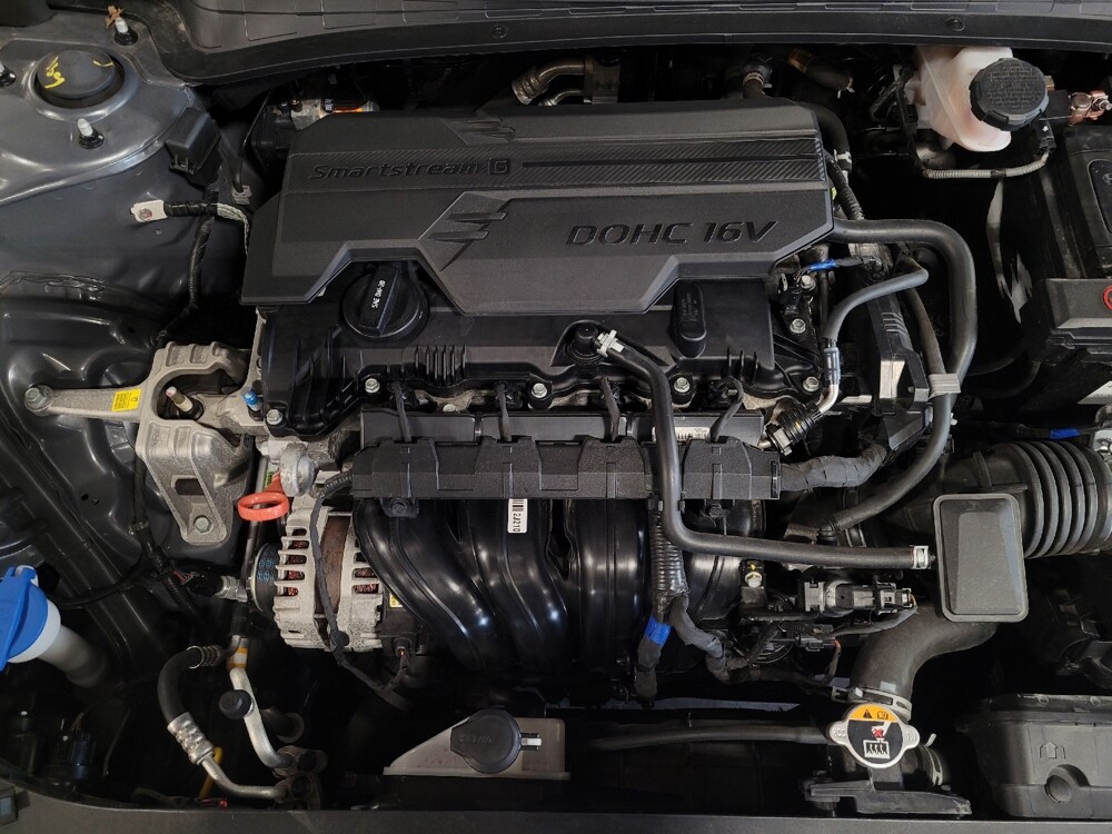 2024 Hyundai Elantra in Mobile, AL 36606 - 18142642 30