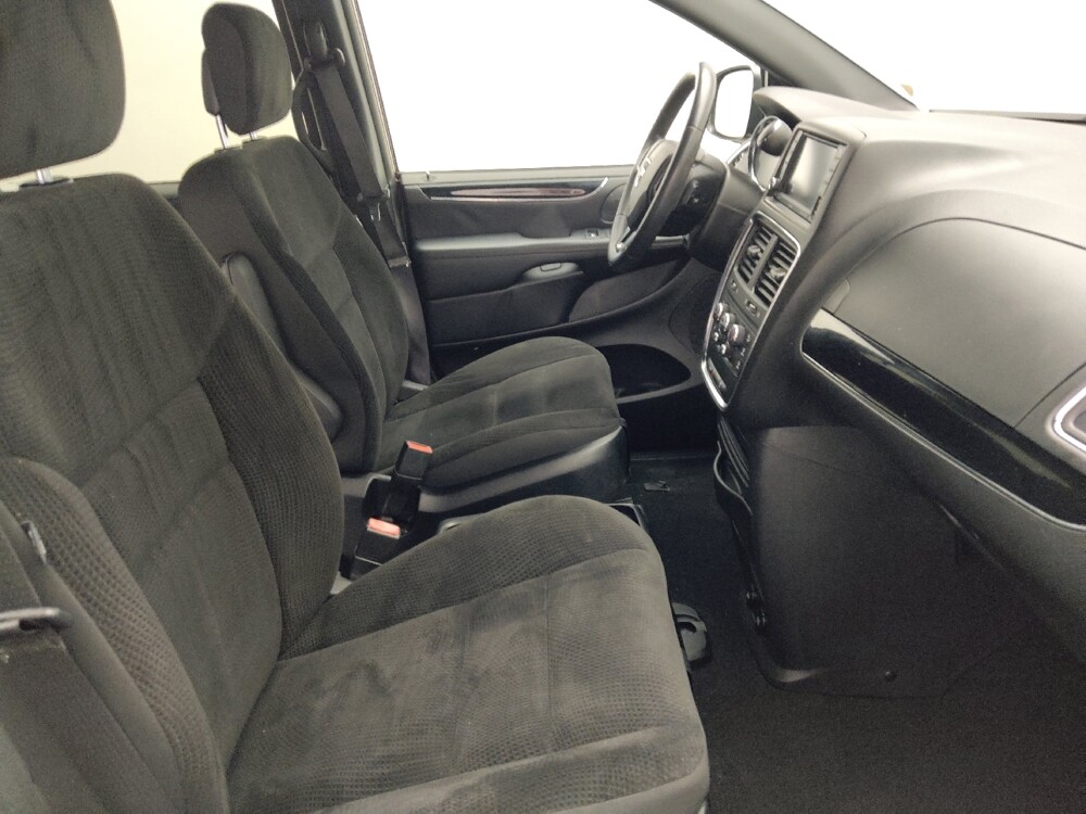 2019 Dodge Grand Caravan in Jacksonville, FL 32210 - 18142645 21