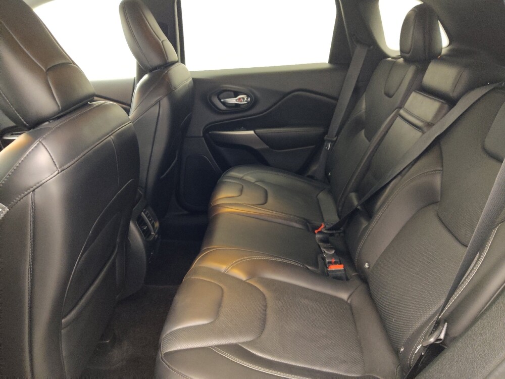 2019 Jeep Cherokee in Mobile, AL 36606 - 18142646 18