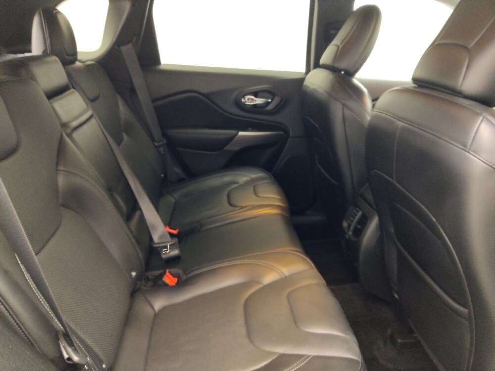 2019 Jeep Cherokee in Mobile, AL 36606 - 18142646 19