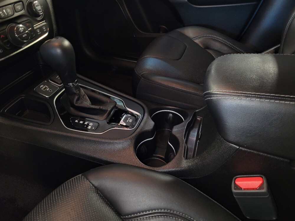 2019 Jeep Cherokee in Mobile, AL 36606 - 18142646 26