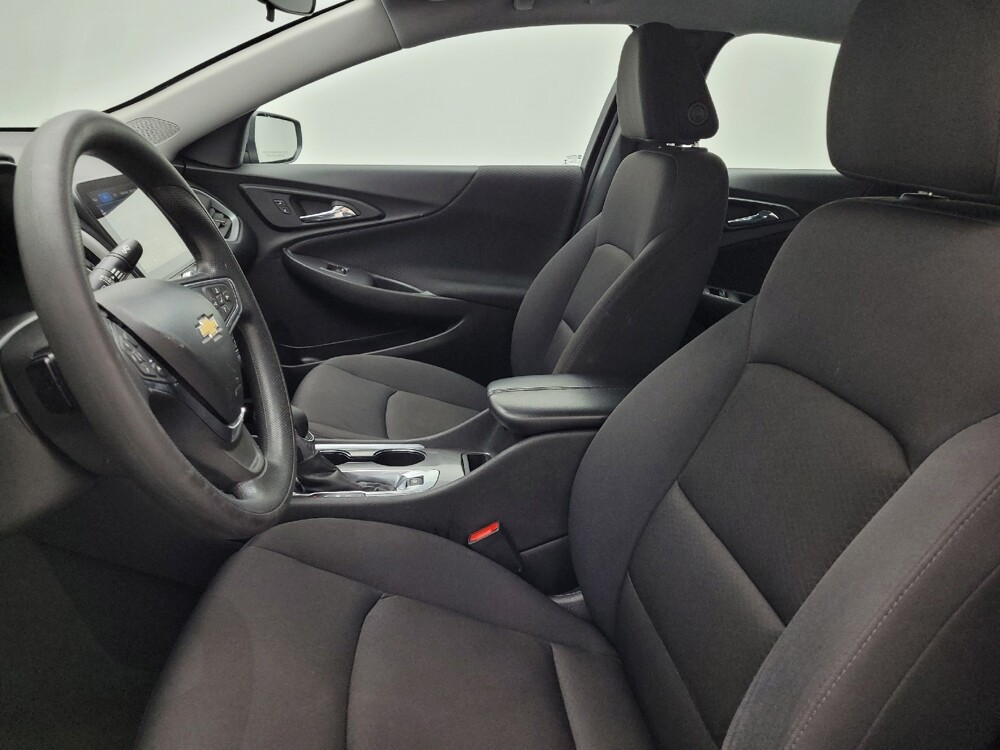 2023 Chevrolet Malibu in Wilmington, NC 28405 - 18142659 17
