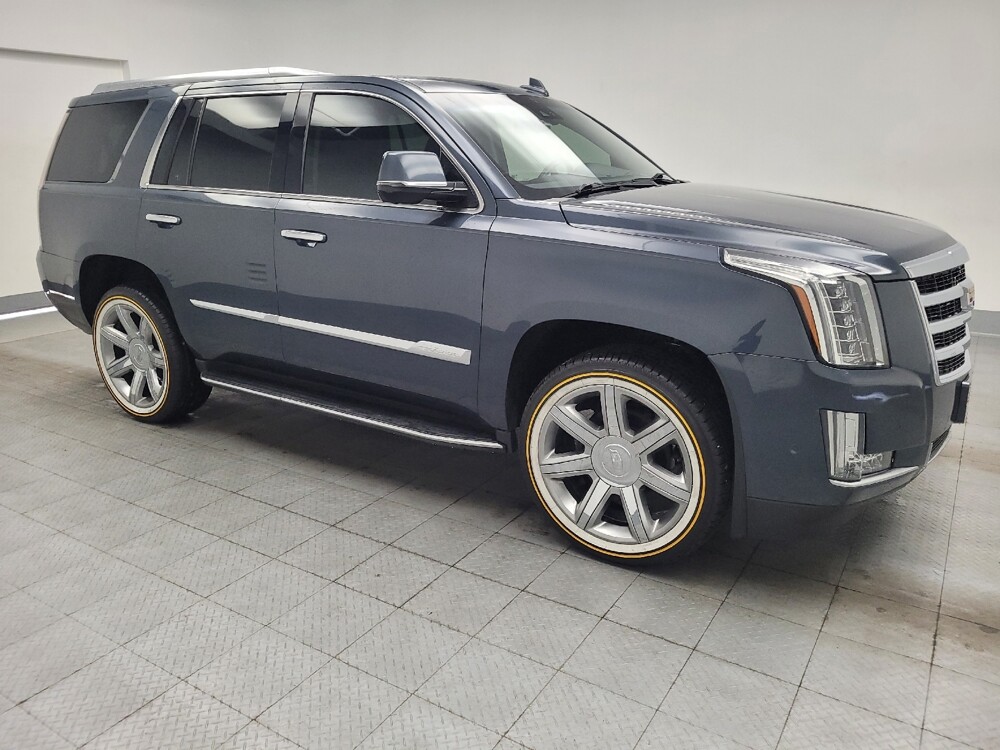 2019 Cadillac Escalade in Memphis, TN 38128 - 18142661 11