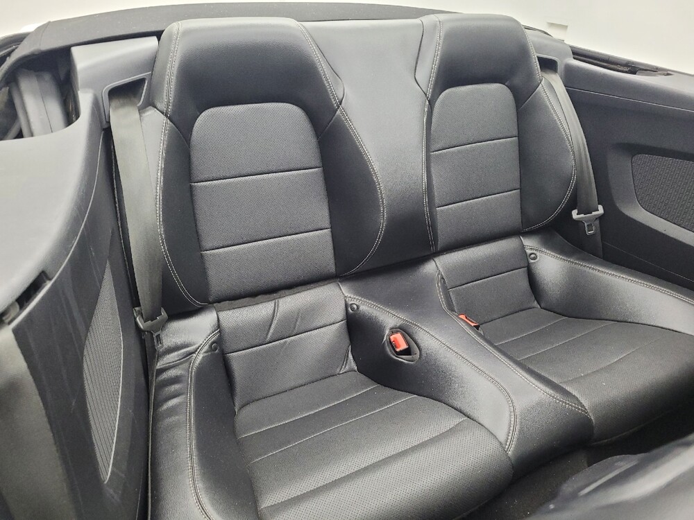 2019 Ford Mustang in Memphis, TN 38128 - 18142668 19