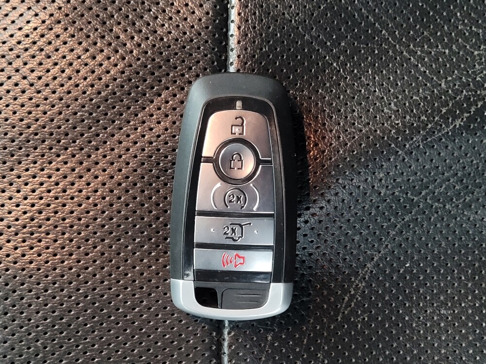 2019 Ford Mustang in Memphis, TN 38128 - 18142668 32