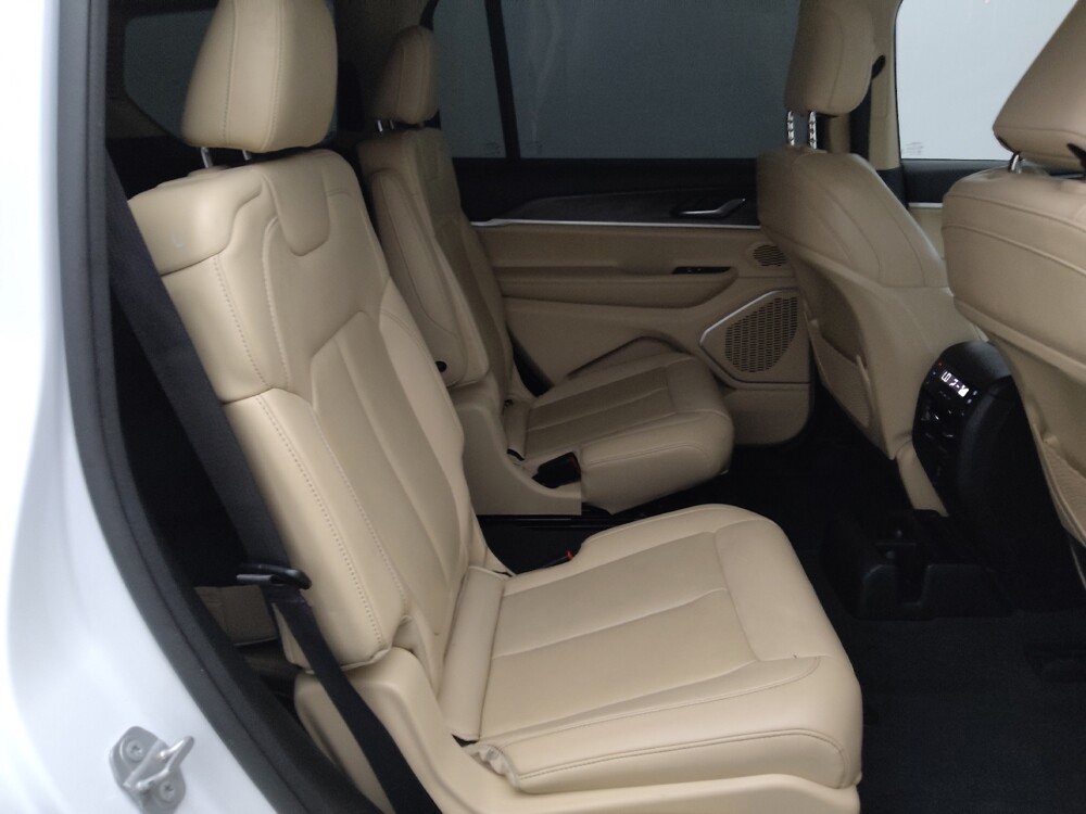 2022 Jeep Grand Cherokee L in Houston, TX 77060 - 18142677 19