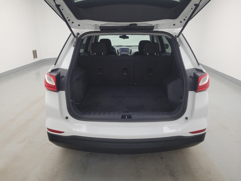 2020 Chevrolet Equinox in Louisville, KY 40258 - 18142682 29