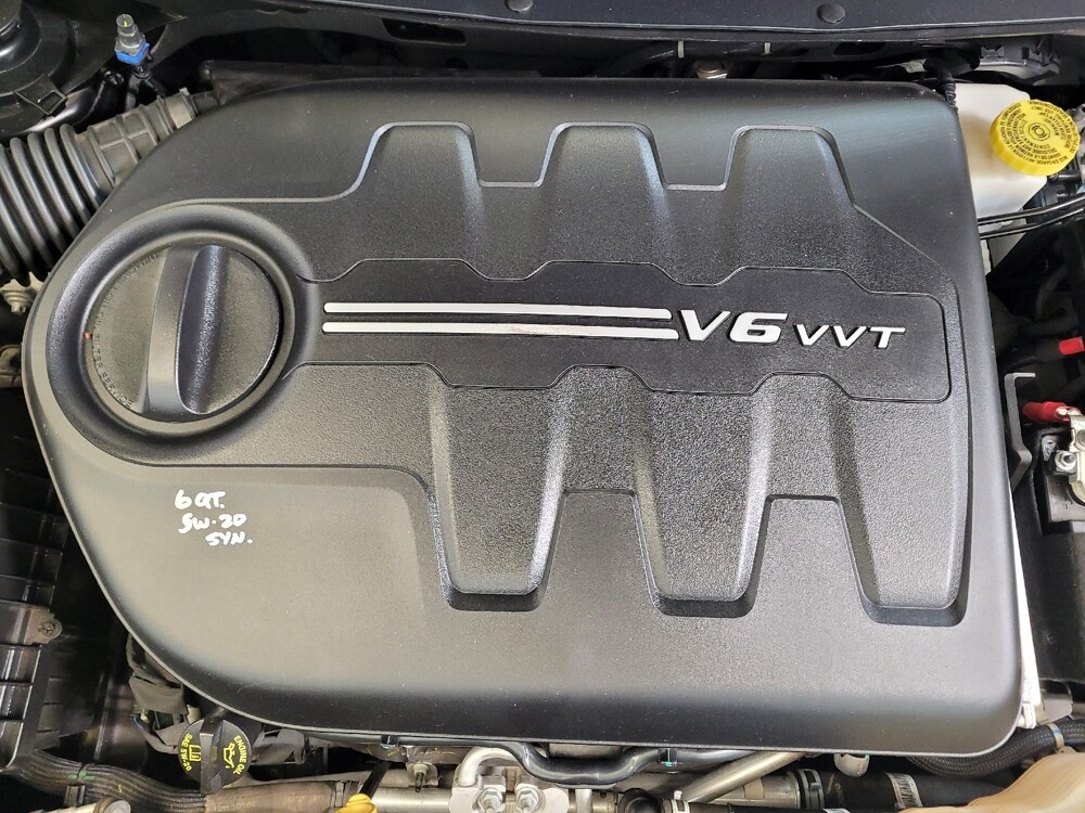 2019 Jeep Cherokee in Louisville, KY 40258 - 18142683 30