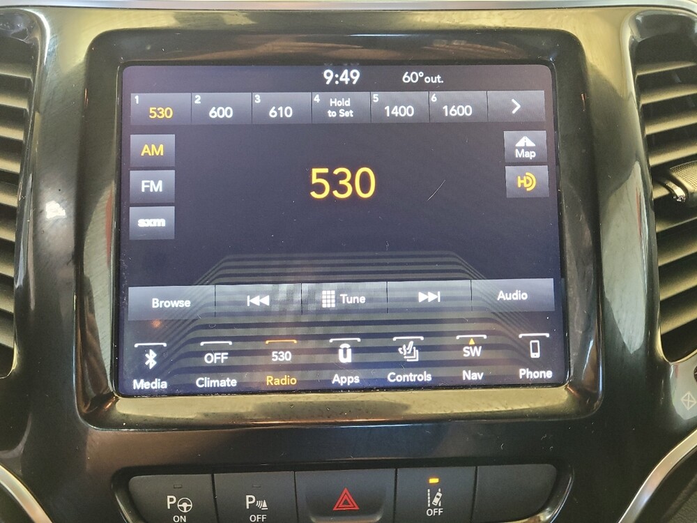 2019 Jeep Cherokee in Louisville, KY 40258 - 18142683 25