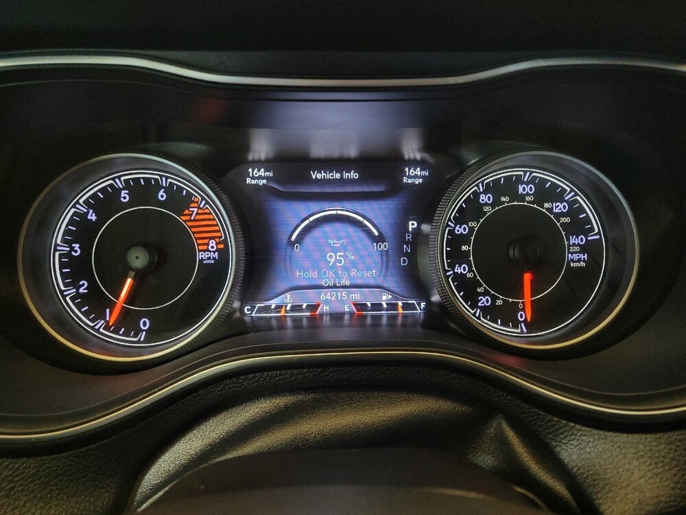 2019 Jeep Cherokee in Louisville, KY 40258 - 18142683 23