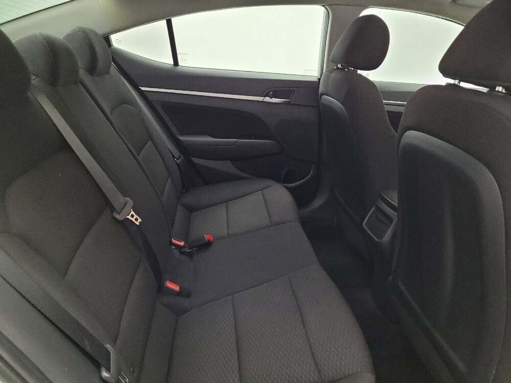 2020 Hyundai Elantra in Toledo, OH 43617 - 18142685 19