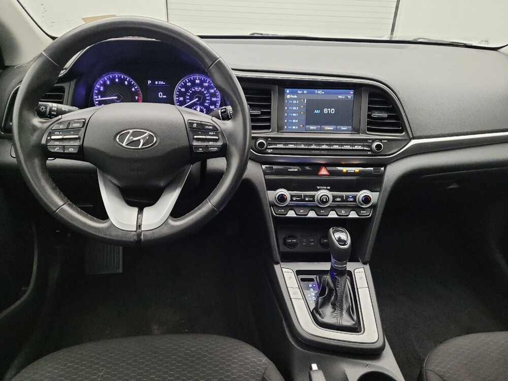 2020 Hyundai Elantra in Toledo, OH 43617 - 18142685 22