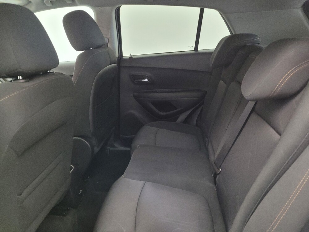 2020 Chevrolet Trax in Louisville, KY 40258 - 18142688 18
