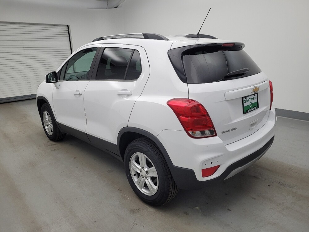 2020 Chevrolet Trax in Louisville, KY 40258 - 18142688 3