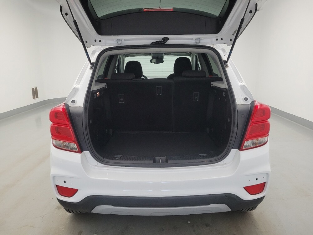2020 Chevrolet Trax in Louisville, KY 40258 - 18142688 29