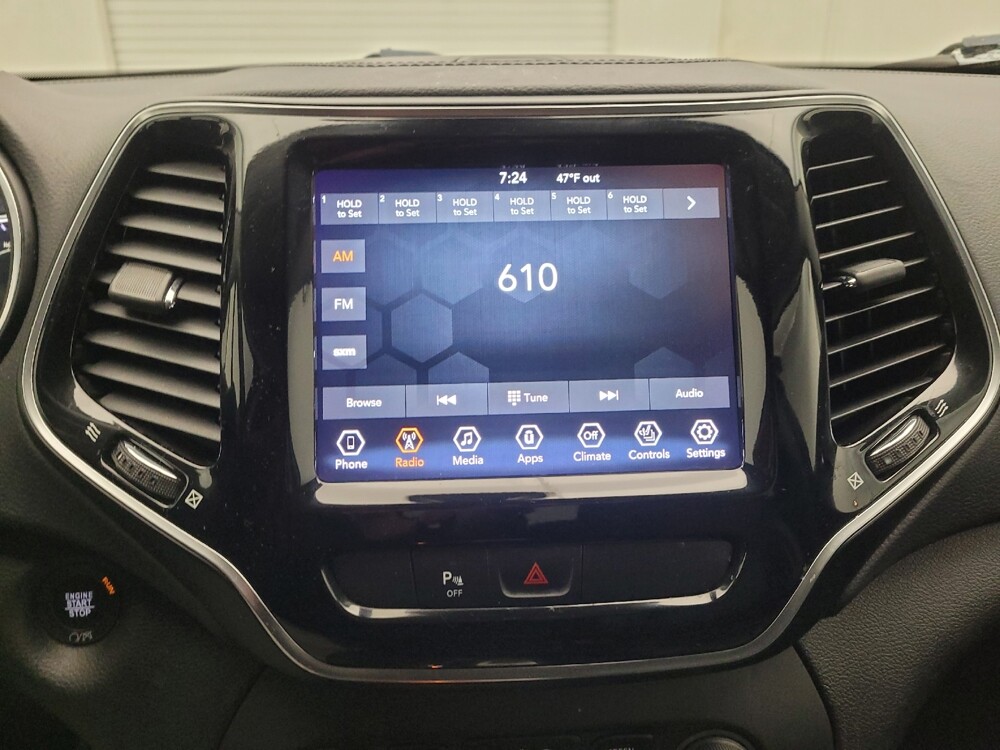 2020 Jeep Cherokee in Toledo, OH 43617 - 18142692 25