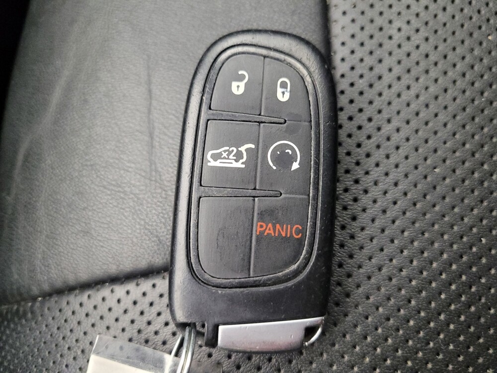 2020 Jeep Cherokee in Toledo, OH 43617 - 18142692 32