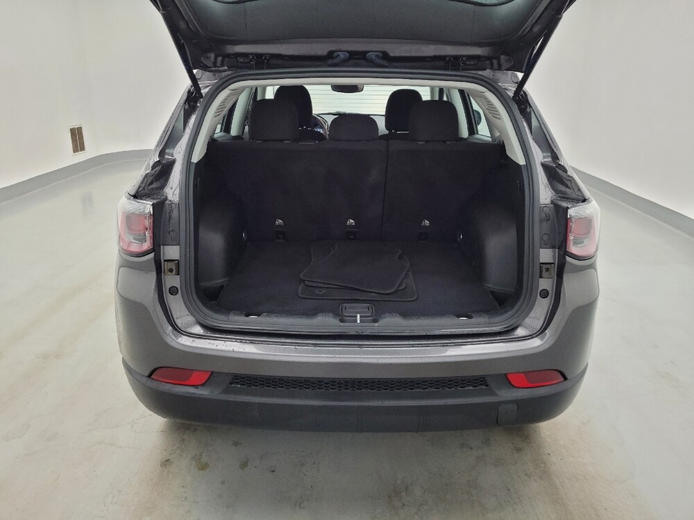 2021 Jeep Compass in Miamisburg, OH 45342 - 18142693 29