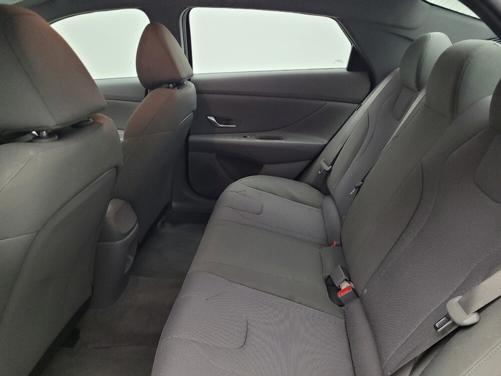 2025 Hyundai Elantra in Louisville, KY 40258 - 18142695 18