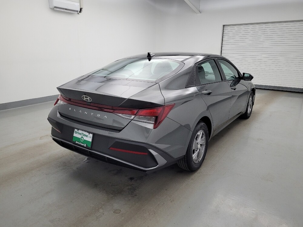 2025 Hyundai Elantra in Louisville, KY 40258 - 18142695 9