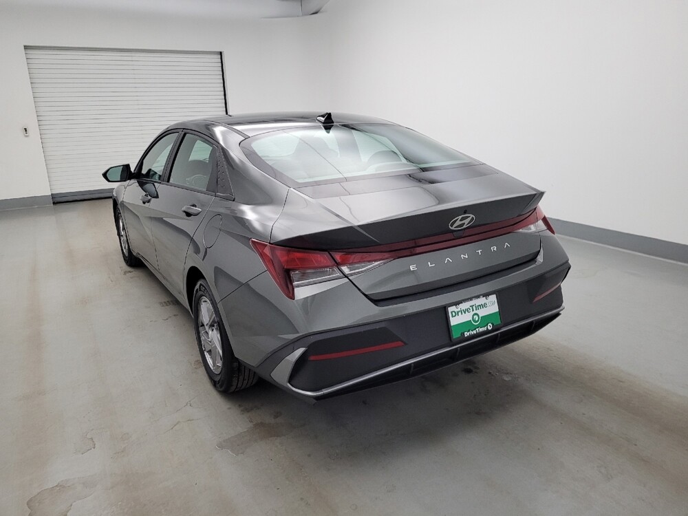 2025 Hyundai Elantra in Louisville, KY 40258 - 18142695 5