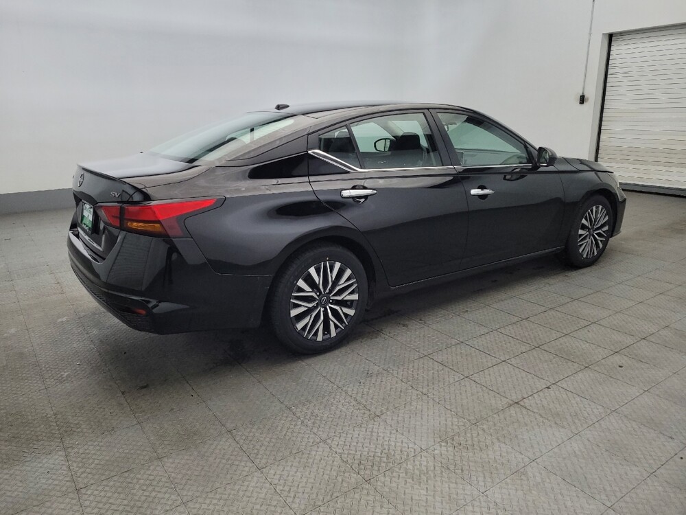 2024 Nissan Altima in Plymouth Meeting, PA 19462 - 18142696 10