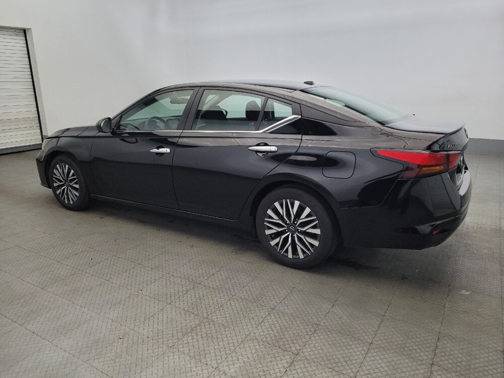 2024 Nissan Altima in Plymouth Meeting, PA 19462 - 18142696 3