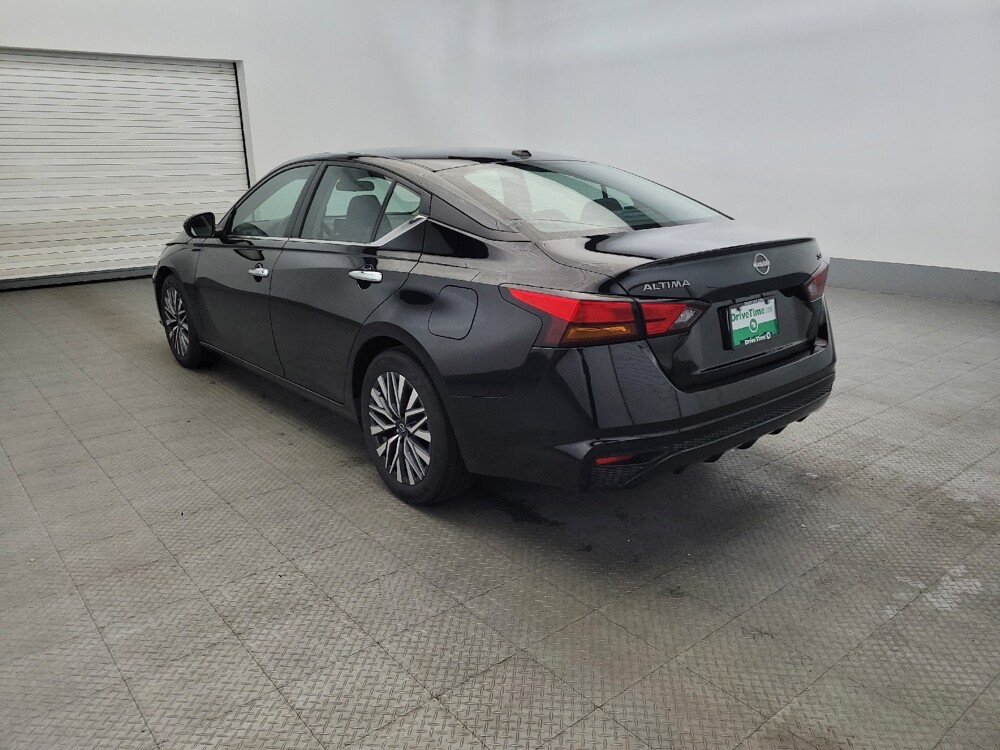 2024 Nissan Altima in Plymouth Meeting, PA 19462 - 18142696 5