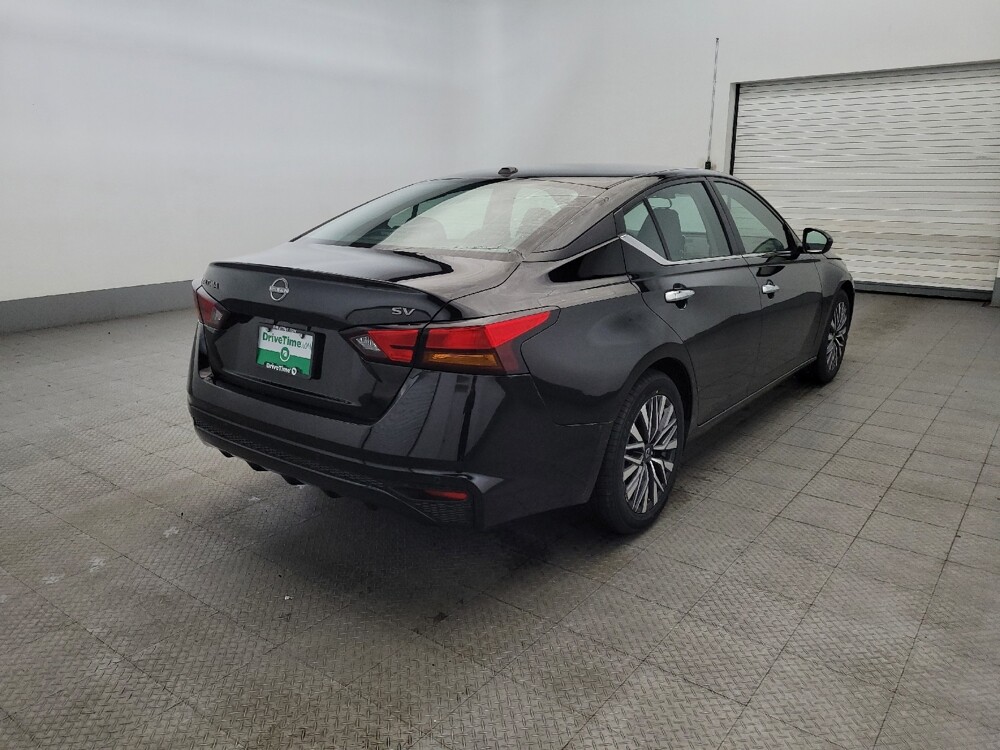 2024 Nissan Altima in Plymouth Meeting, PA 19462 - 18142696 9