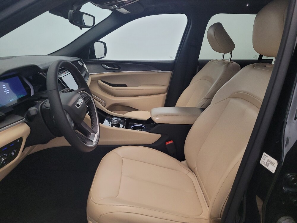 2023 Jeep Grand Cherokee in New Castle, DE 19720 - 18142699 17