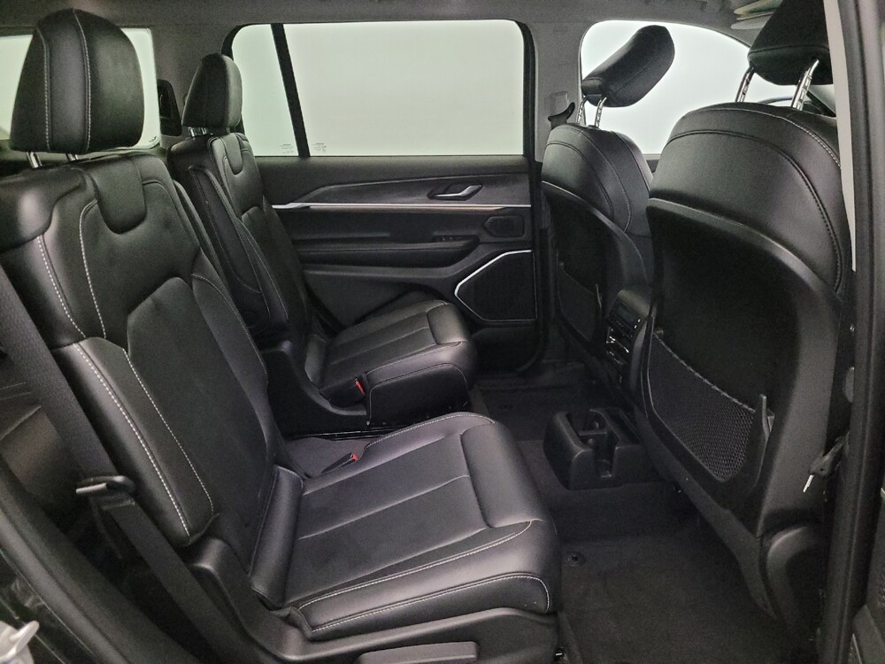 2021 Jeep Grand Cherokee L in Allentown, PA 18103 - 18142704 19