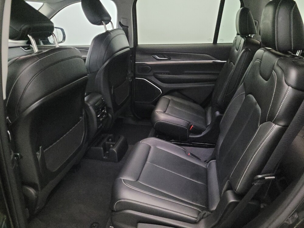 2021 Jeep Grand Cherokee L in Allentown, PA 18103 - 18142704 18