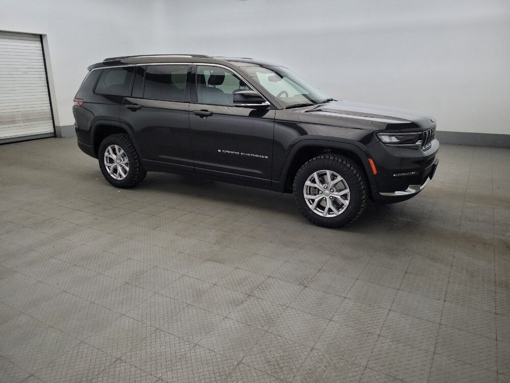 2021 Jeep Grand Cherokee L in Allentown, PA 18103 - 18142704 11