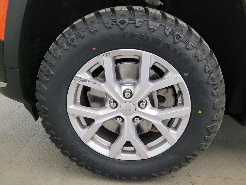 2021 Jeep Grand Cherokee L in Allentown, PA 18103 - 18142704 31