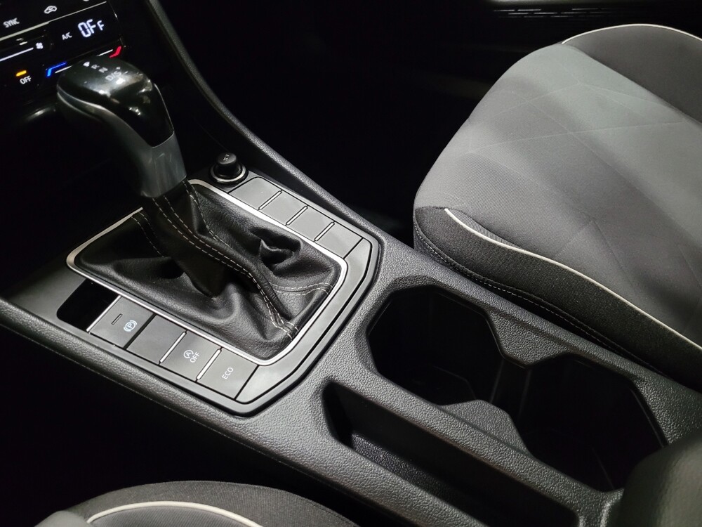 2025 Volkswagen Jetta in Plymouth Meeting, PA 19462 - 18142707 26