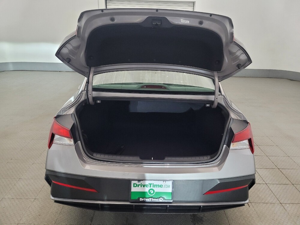 2024 Hyundai Elantra in Plymouth Meeting, PA 19462 - 18142711 29