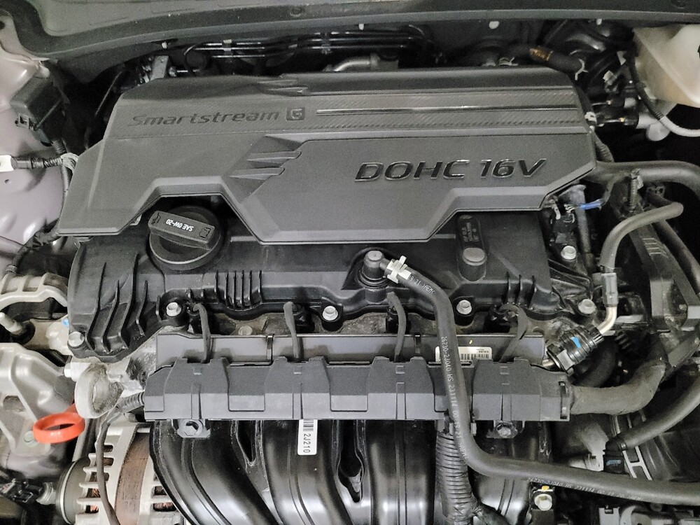 2024 Hyundai Elantra in Plymouth Meeting, PA 19462 - 18142711 30