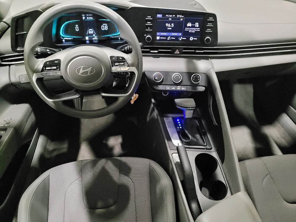 2024 Hyundai Elantra in Plymouth Meeting, PA 19462 - 18142711 22