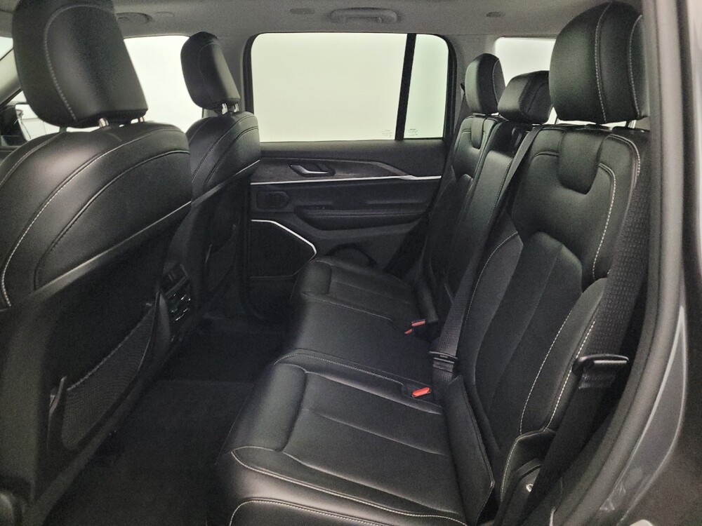 2022 Jeep Grand Cherokee in New Castle, DE 19720 - 18142723 18