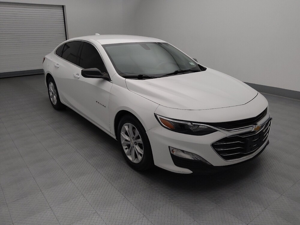 2022 Chevrolet Malibu in Topeka, KS 66611 - 18142724 13