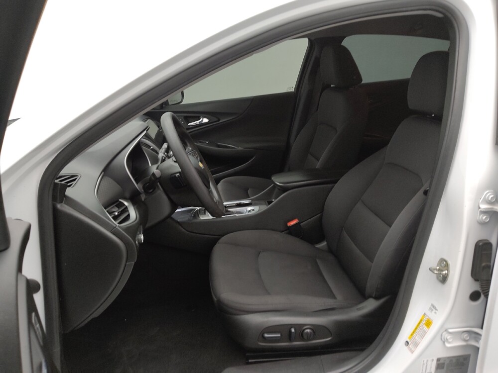 2022 Chevrolet Malibu in Topeka, KS 66611 - 18142724 17