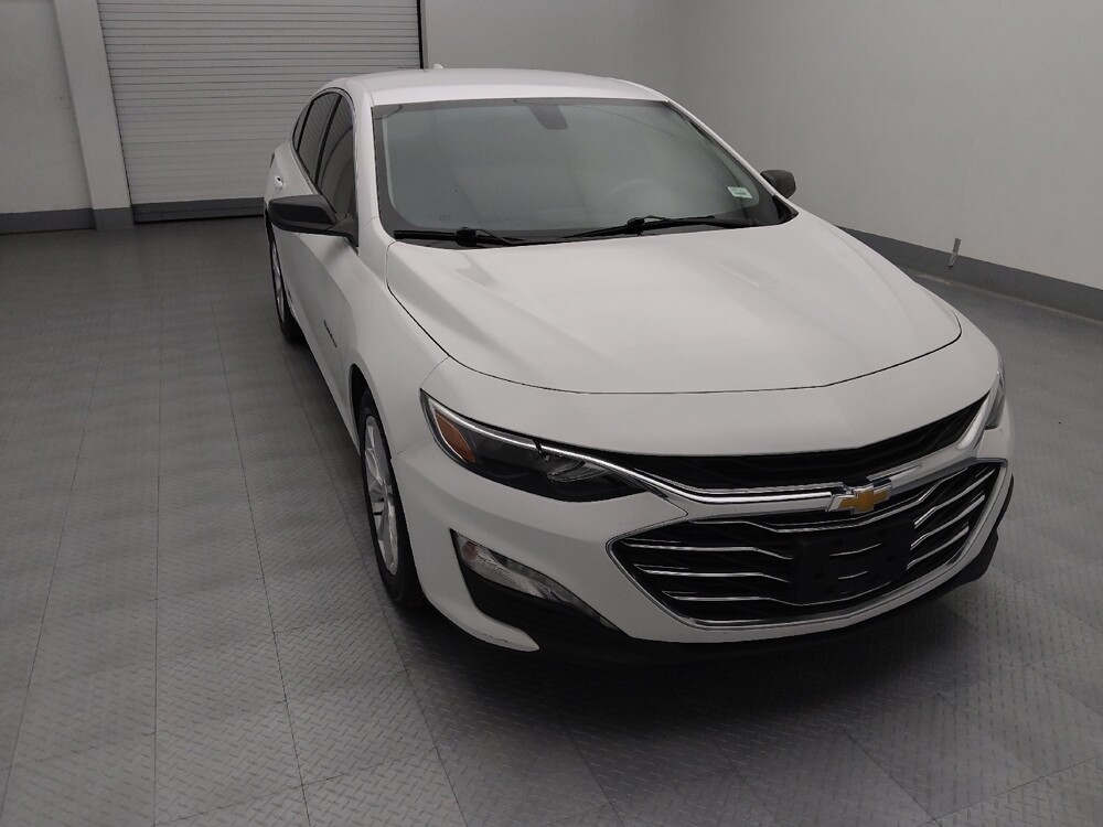 2022 Chevrolet Malibu in Topeka, KS 66611 - 18142724 14