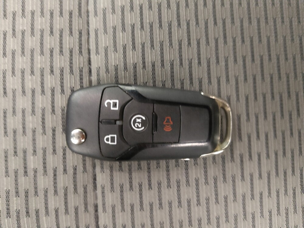 2017 Ford F150 in Topeka, KS 66611 - 18142726 32