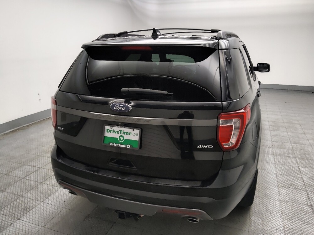 2017 Ford Explorer in Des Moines, IA 50310 - 18142733 7